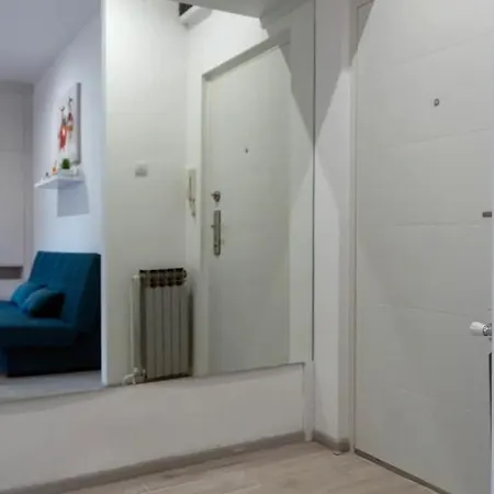 アパート New In The Center